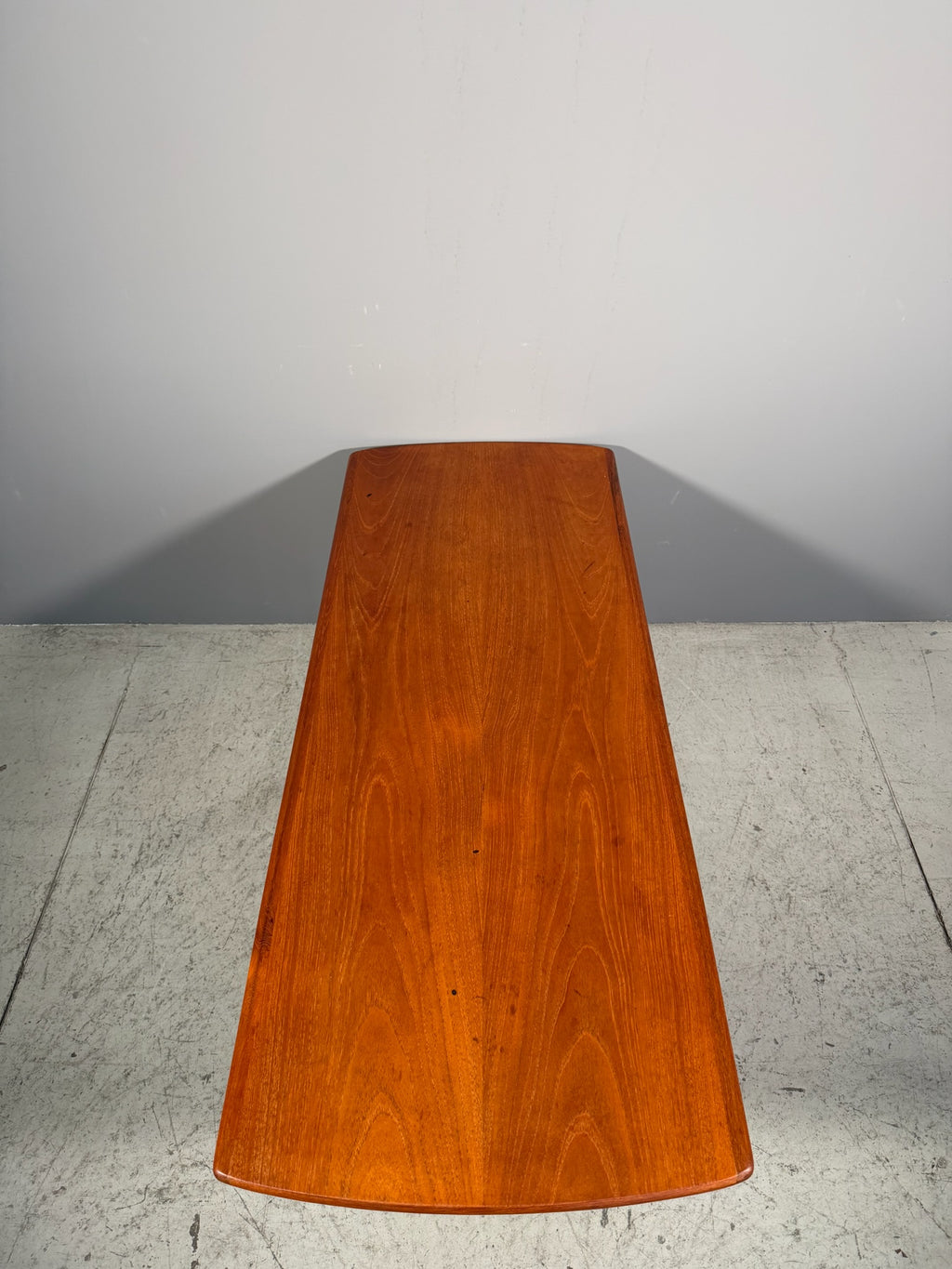Tavolino in teak di Johannes Andersen