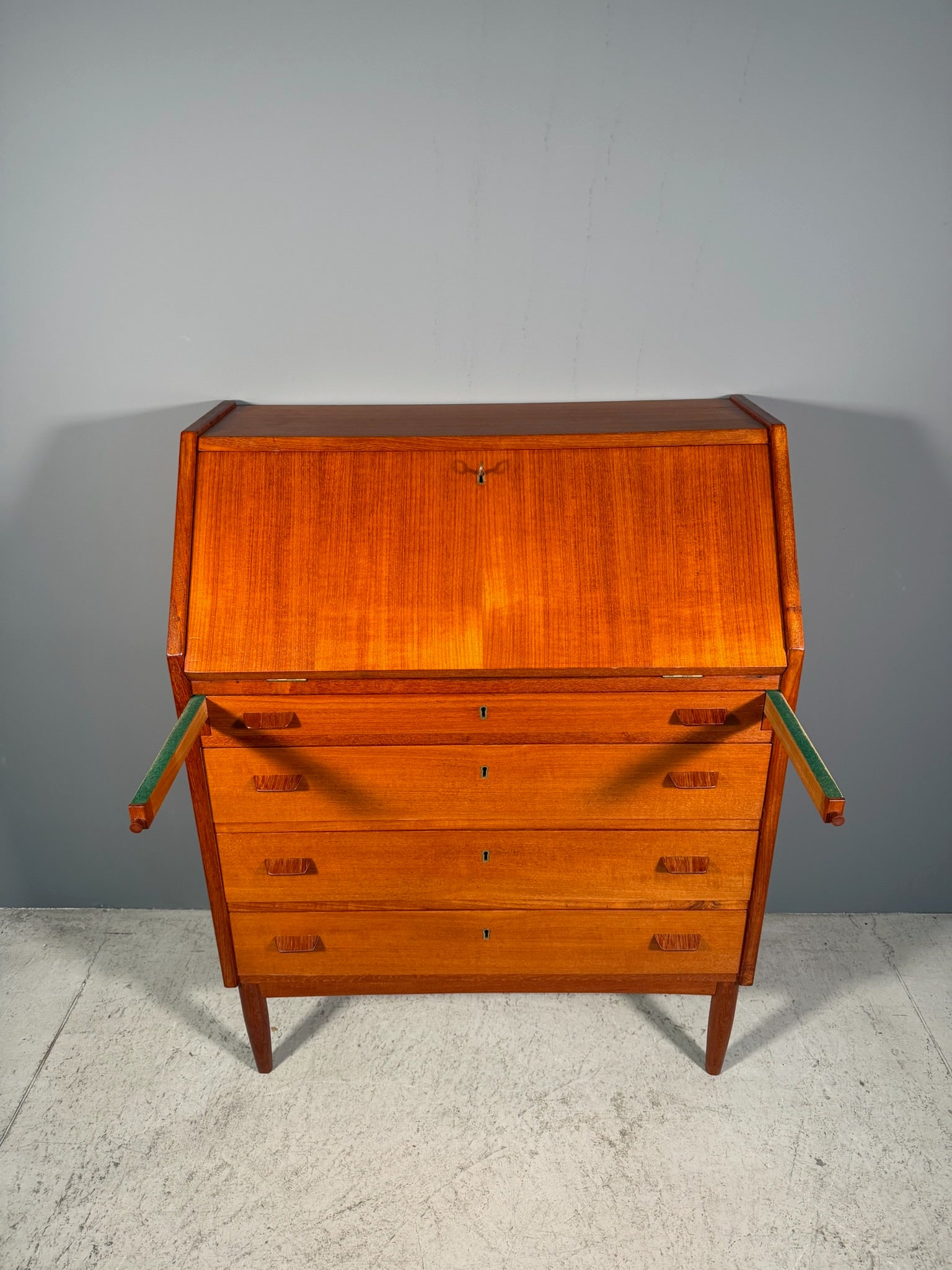 Ribalta in teak Anni 60