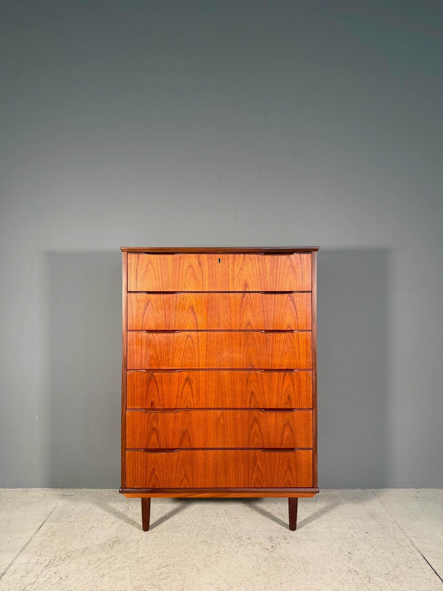 Cassettiera in teak