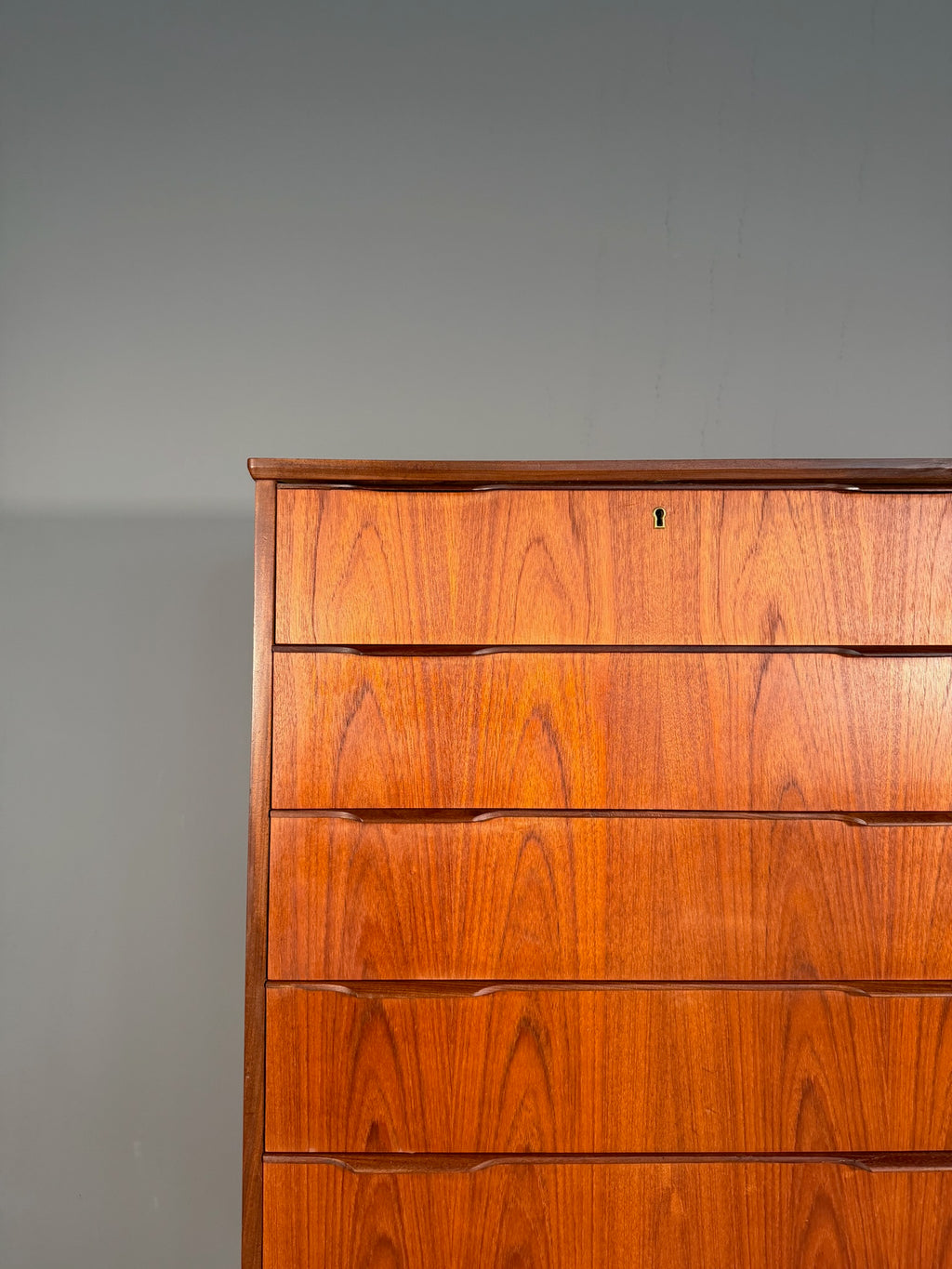 Cassettiera in teak