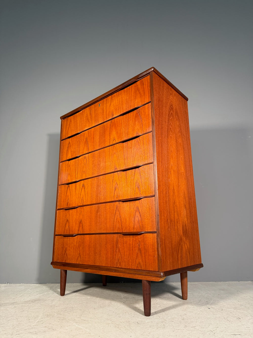 Cassettiera in teak
