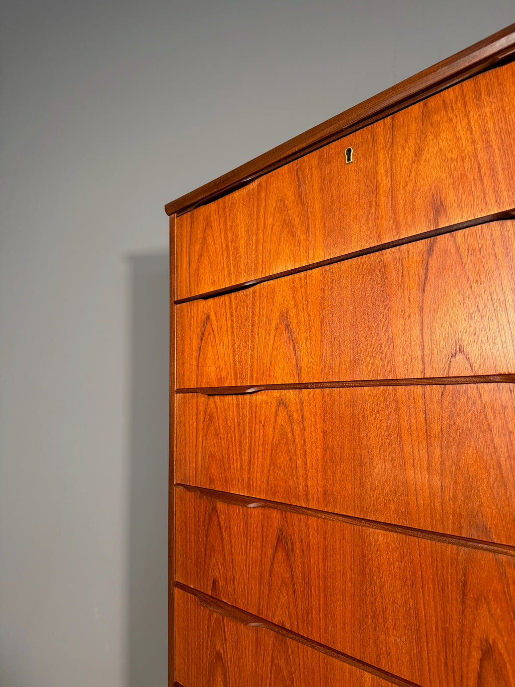 Cassettiera in teak