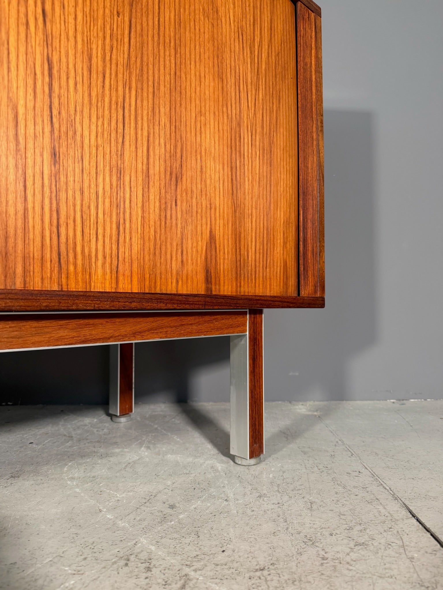 Sideboard danese in palissandro