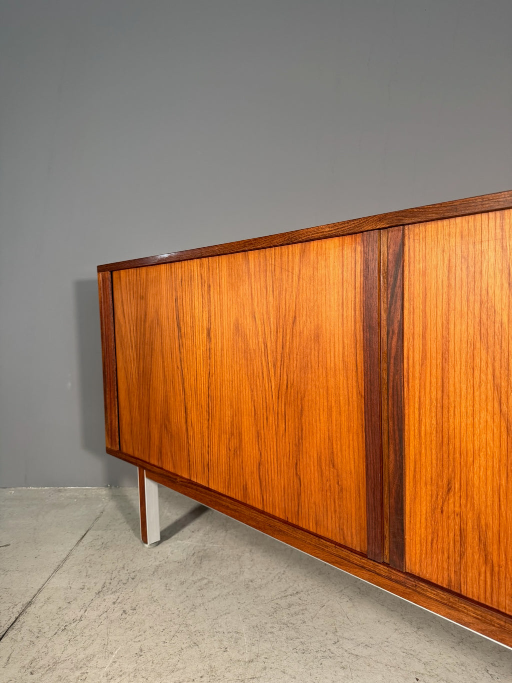 Sideboard danese in palissandro