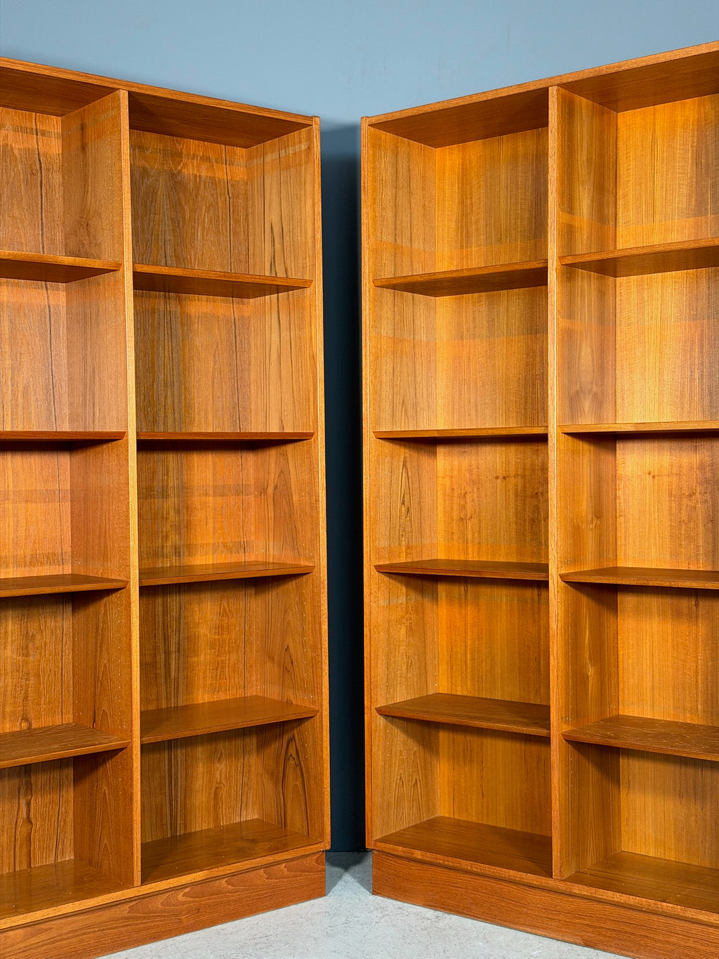 Libreria danese in teak