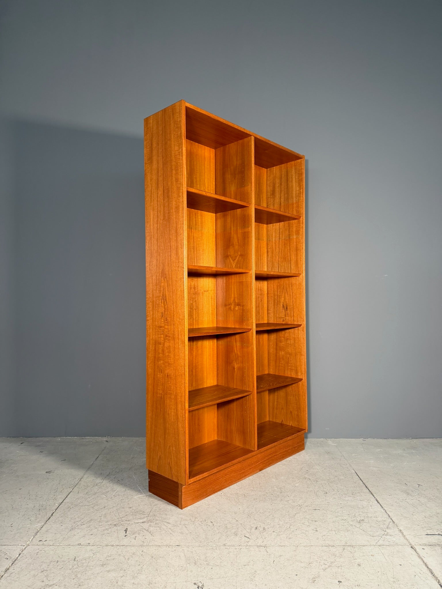 Libreria danese in teak
