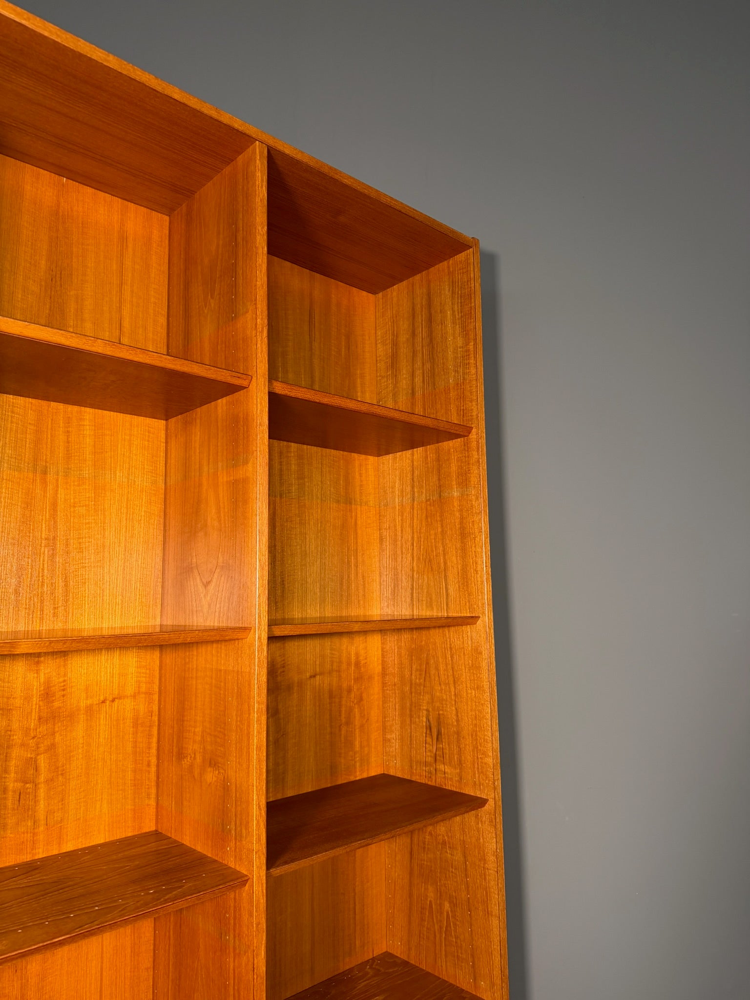 Libreria danese in teak