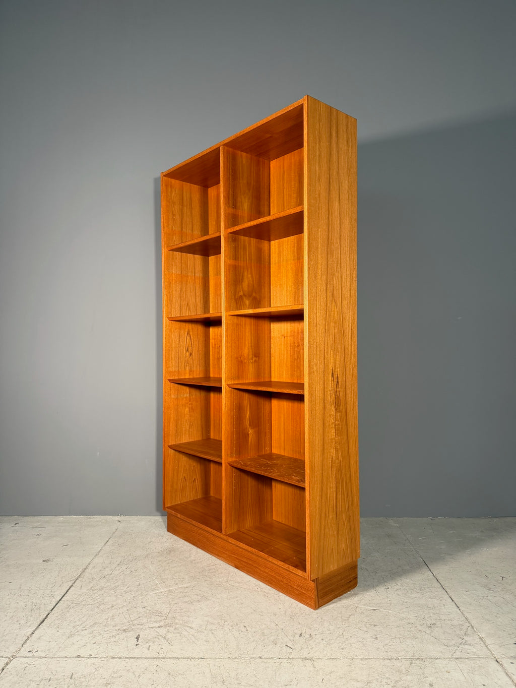 Libreria danese in teak