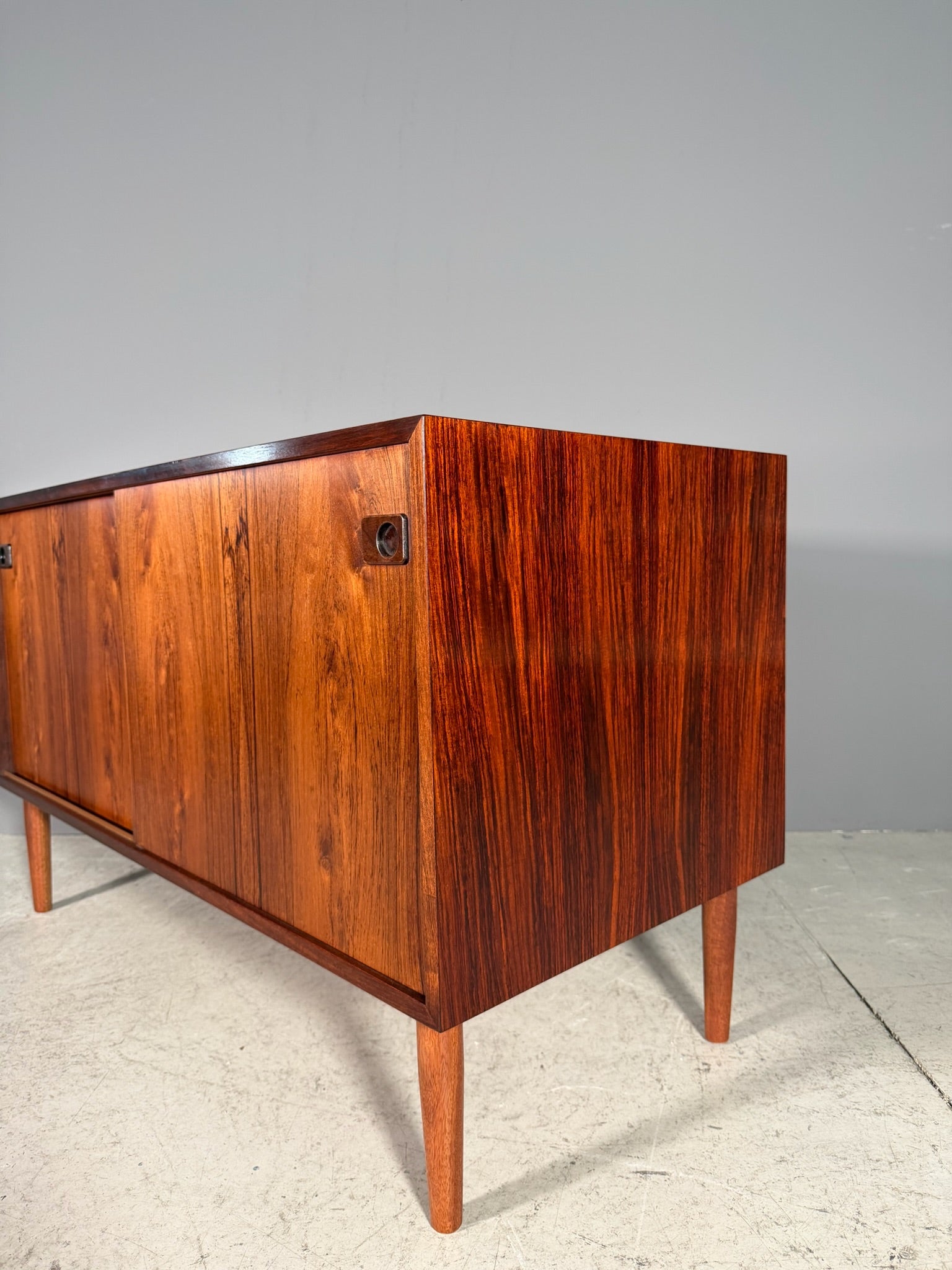 Sideboard danese in palissandro