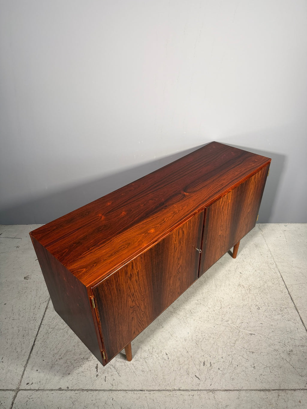 Sideboard in palissandro di Poul Hundevad
