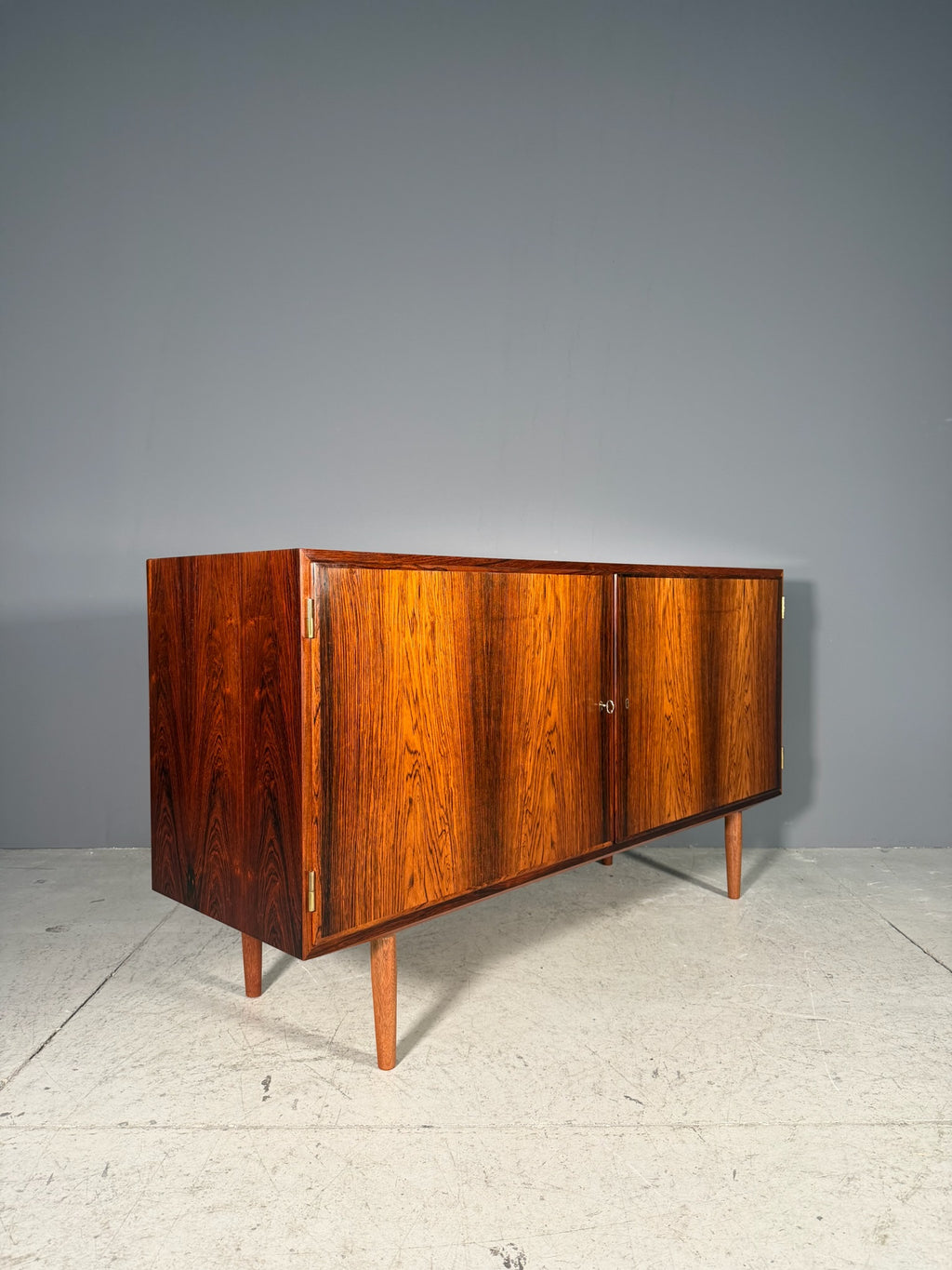 Sideboard in palissandro di Poul Hundevad