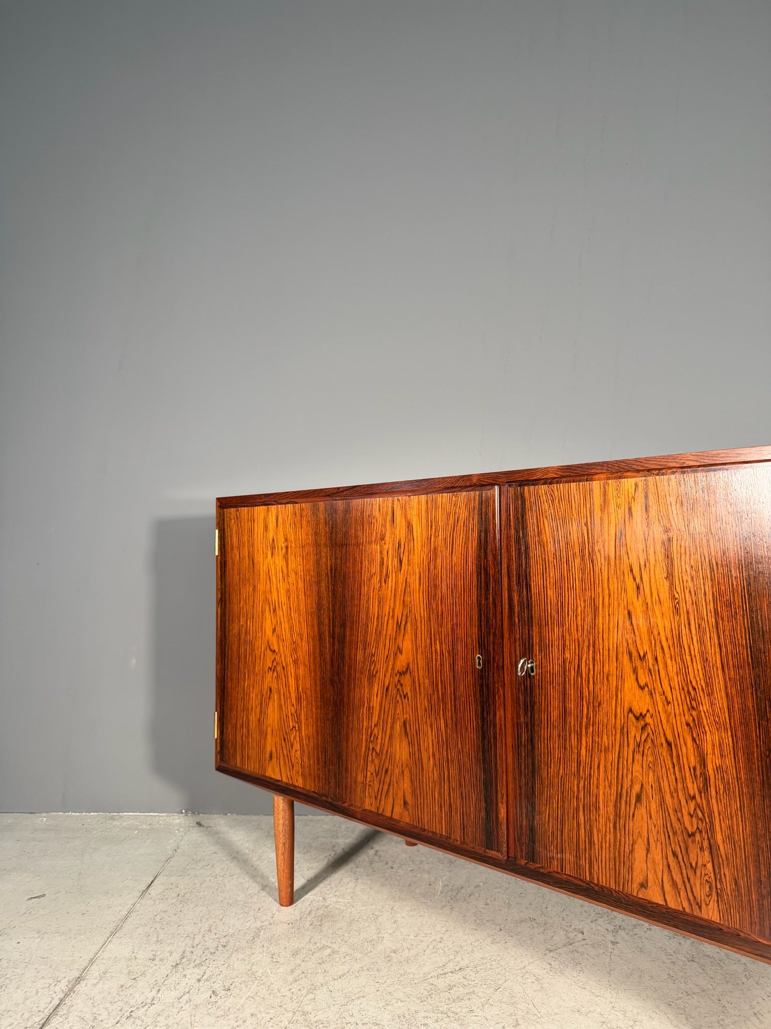 Sideboard in palissandro di Poul Hundevad