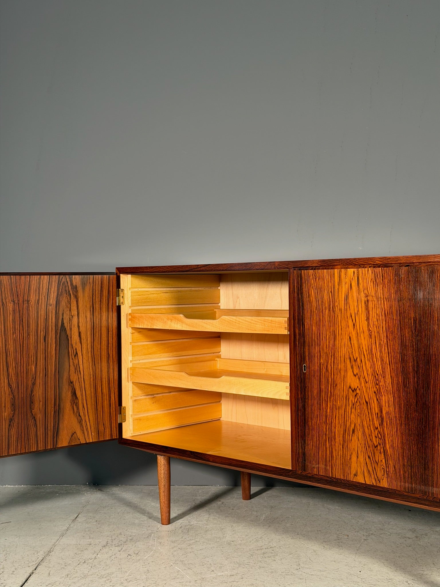 Sideboard in palissandro di Poul Hundevad