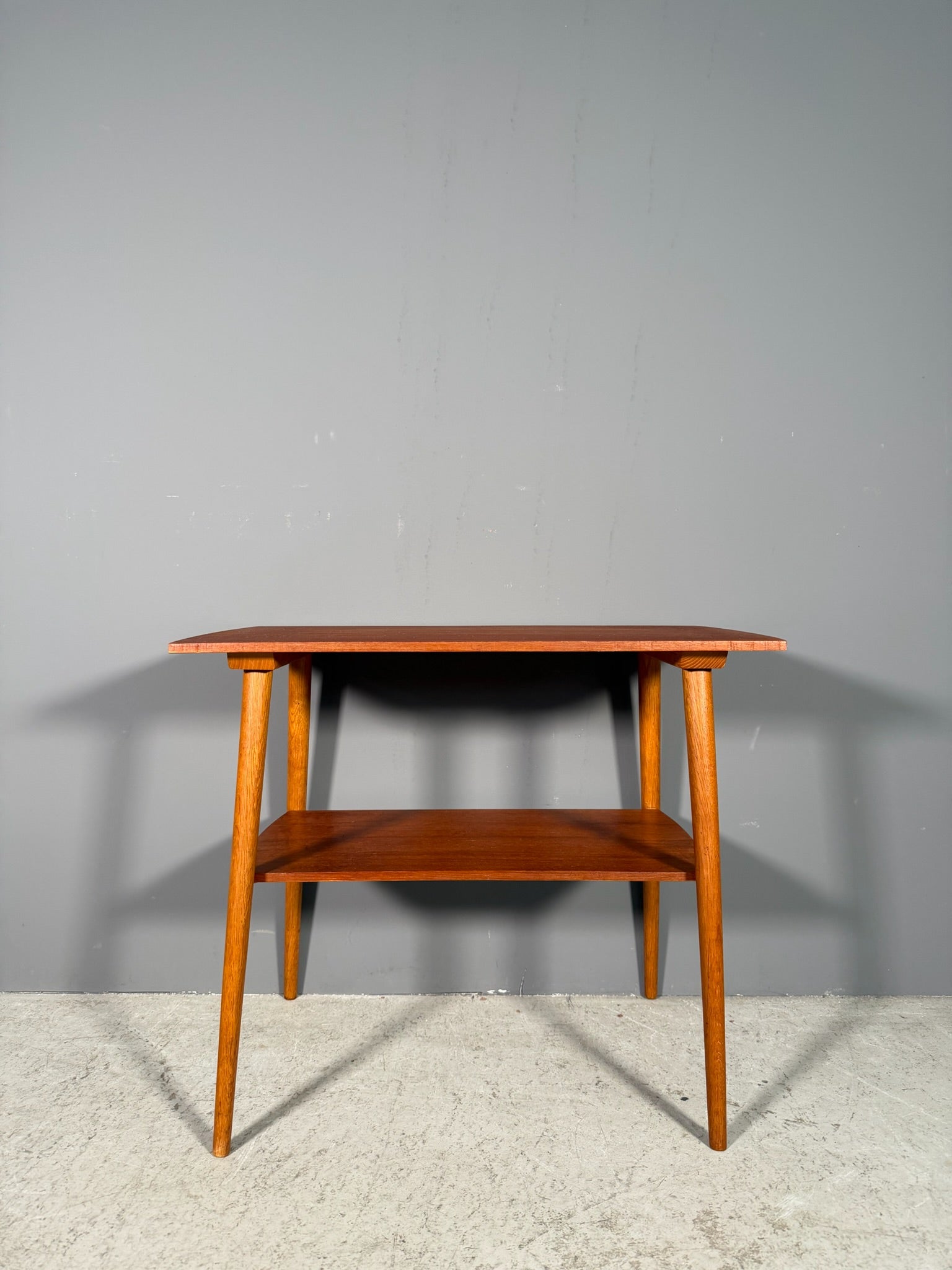Tavolino Anni 70 in teak
