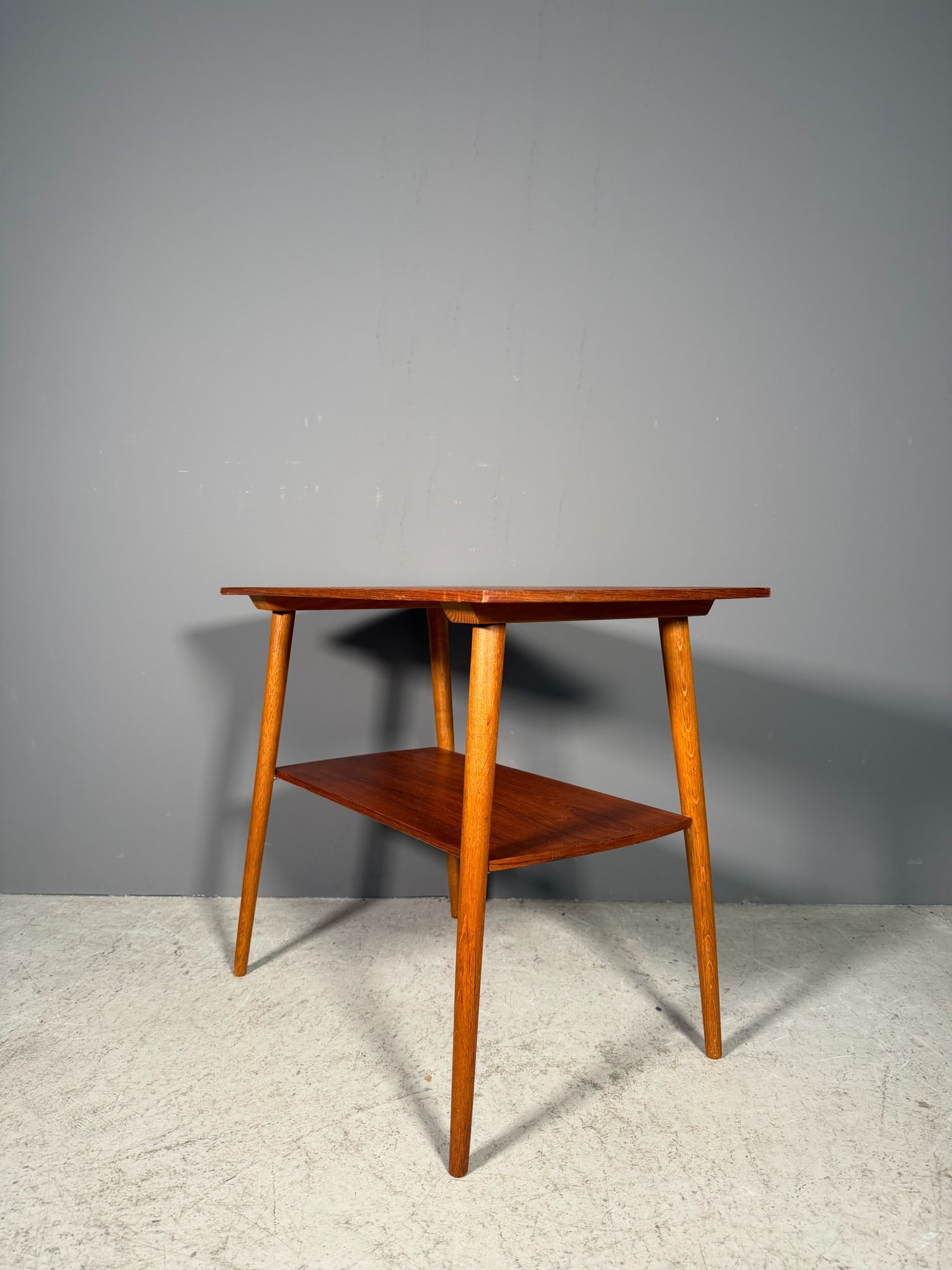 Tavolino Anni 70 in teak