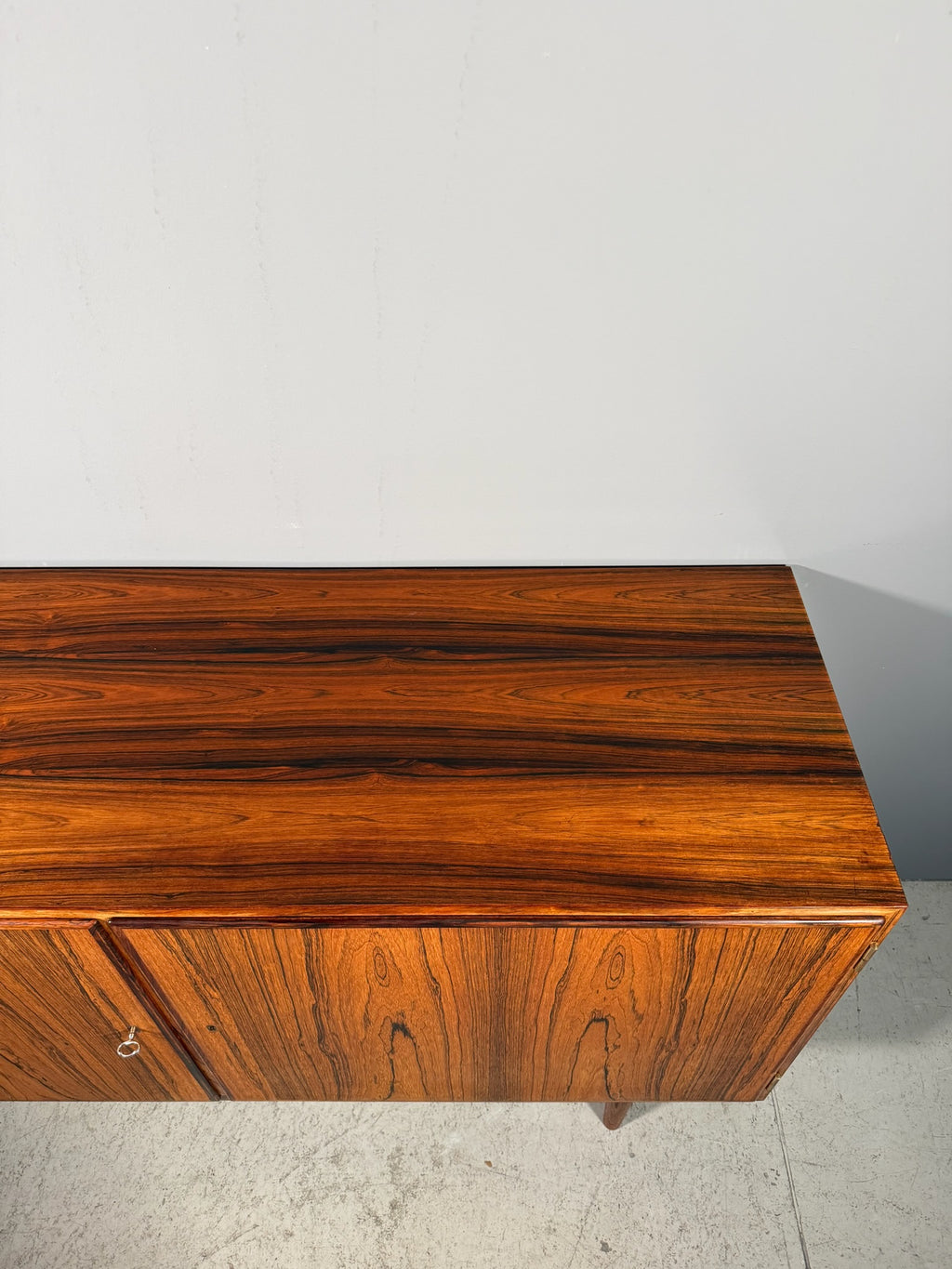 Sideboard in palissandro di Poul Hundevad