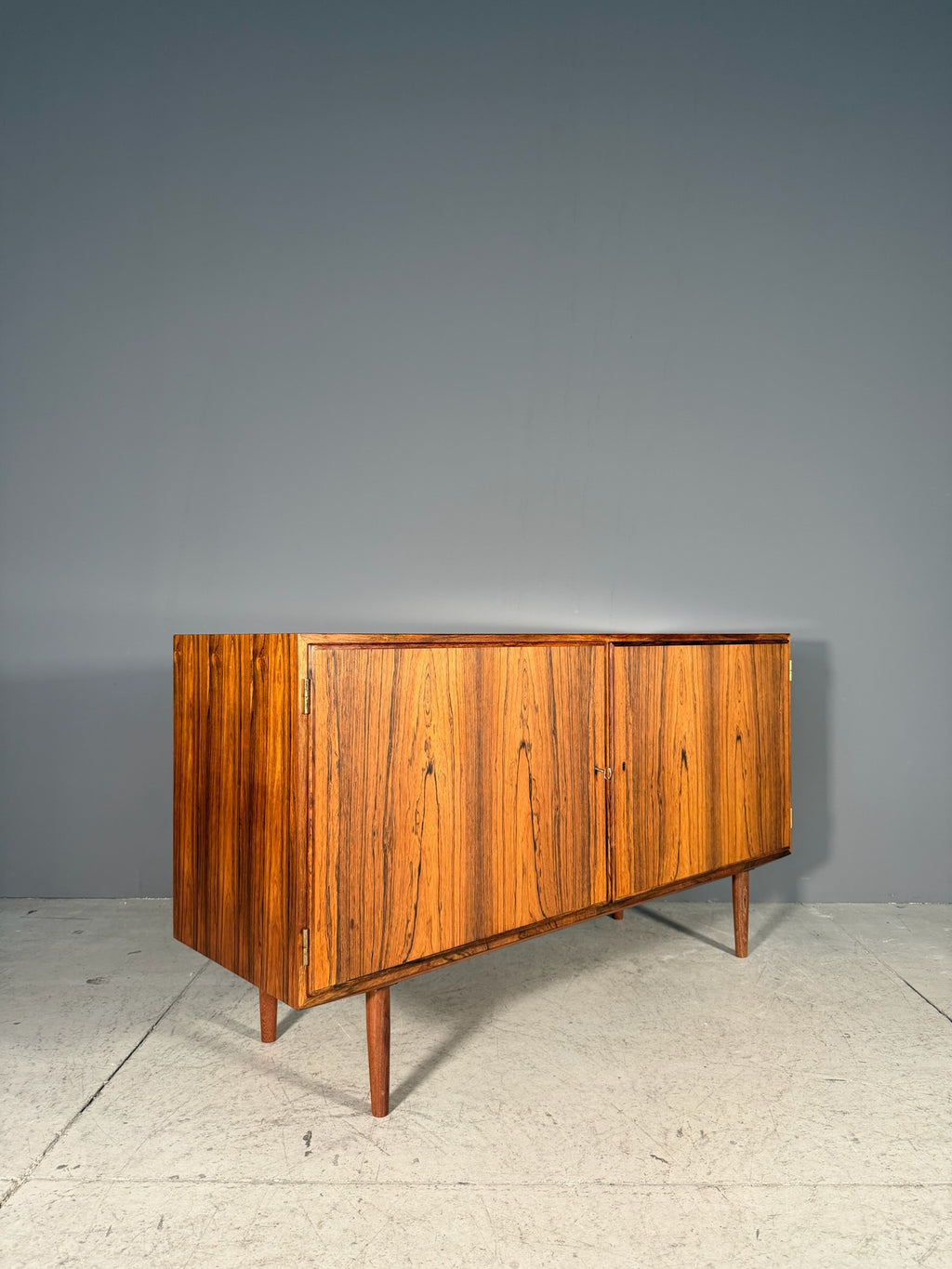 Sideboard in palissandro di Poul Hundevad