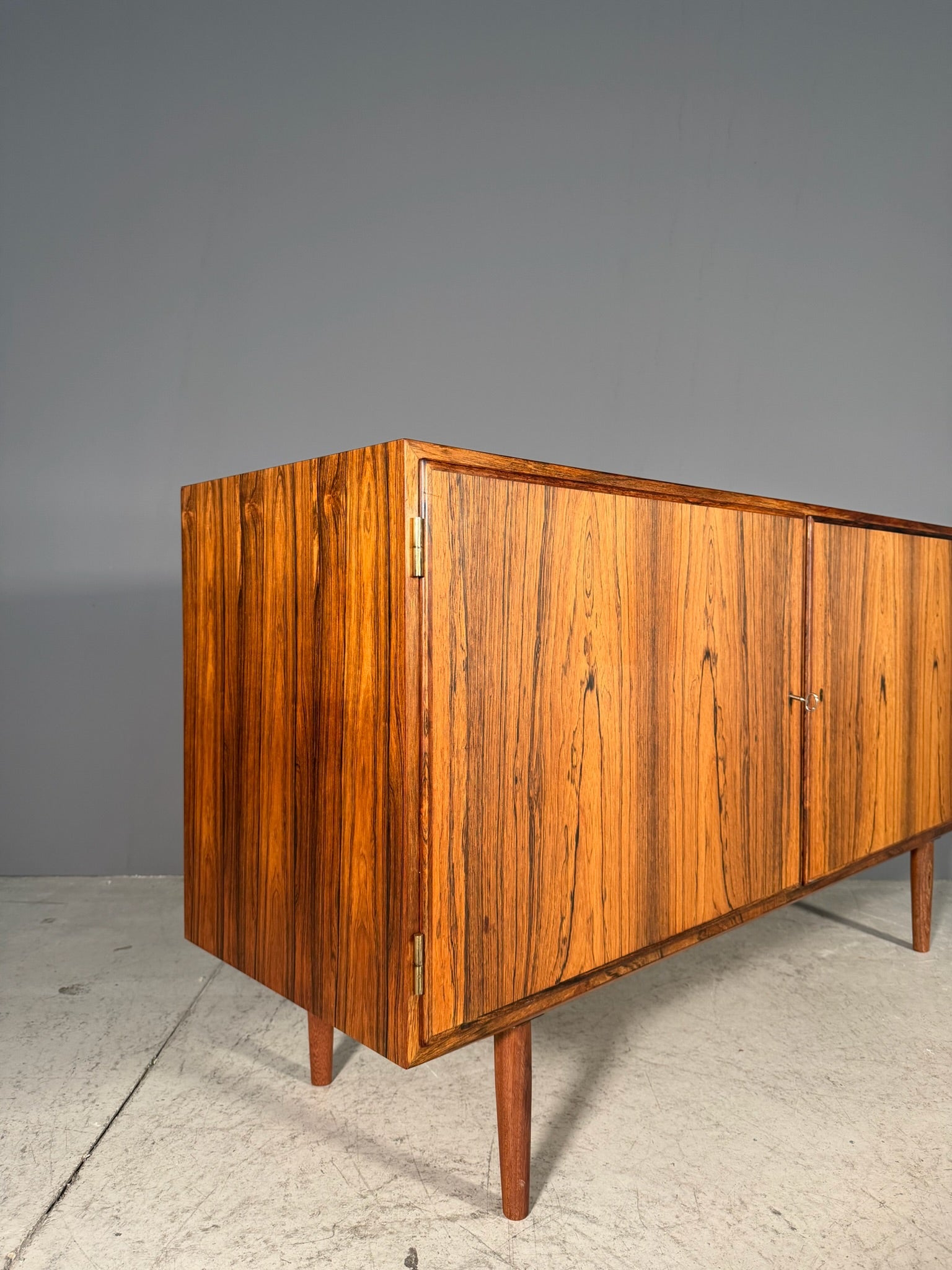 Sideboard in palissandro di Poul Hundevad