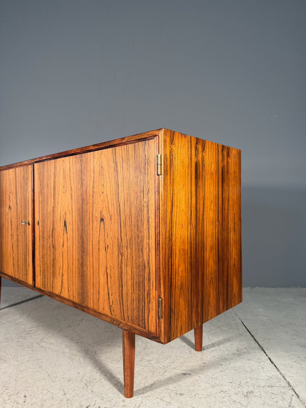 Sideboard in palissandro di Poul Hundevad