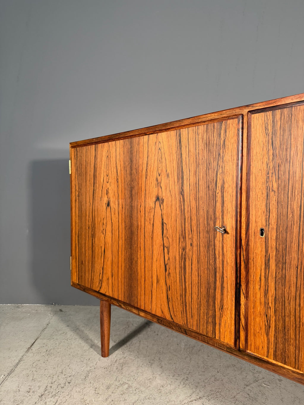 Sideboard in palissandro di Poul Hundevad