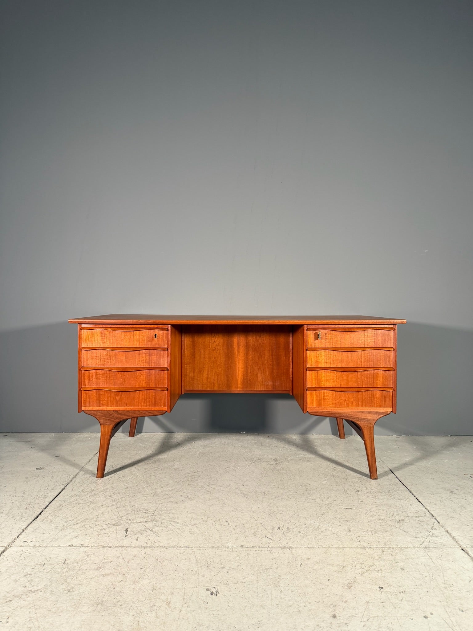 Scrivania danese in teak