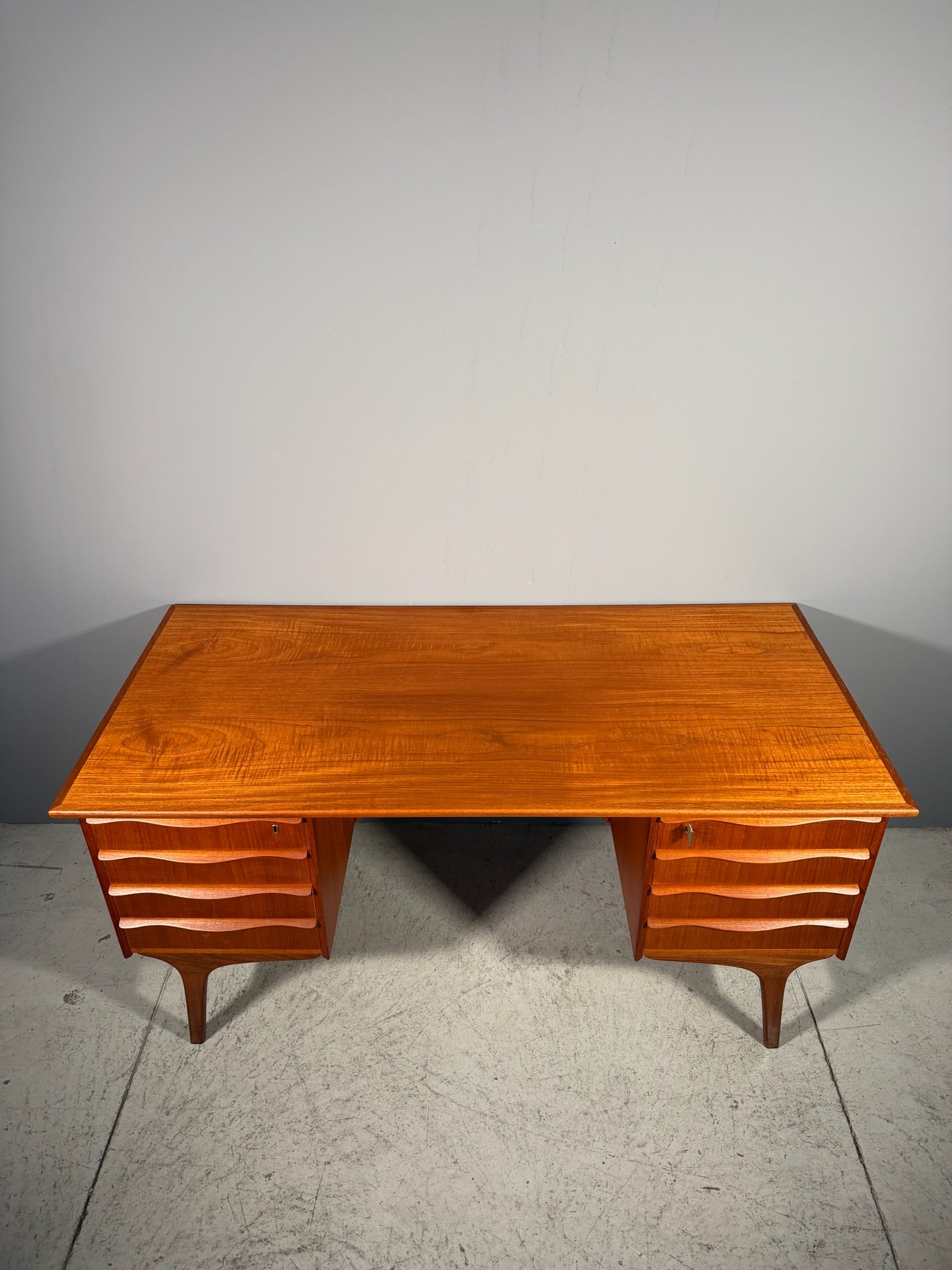 Scrivania danese in teak