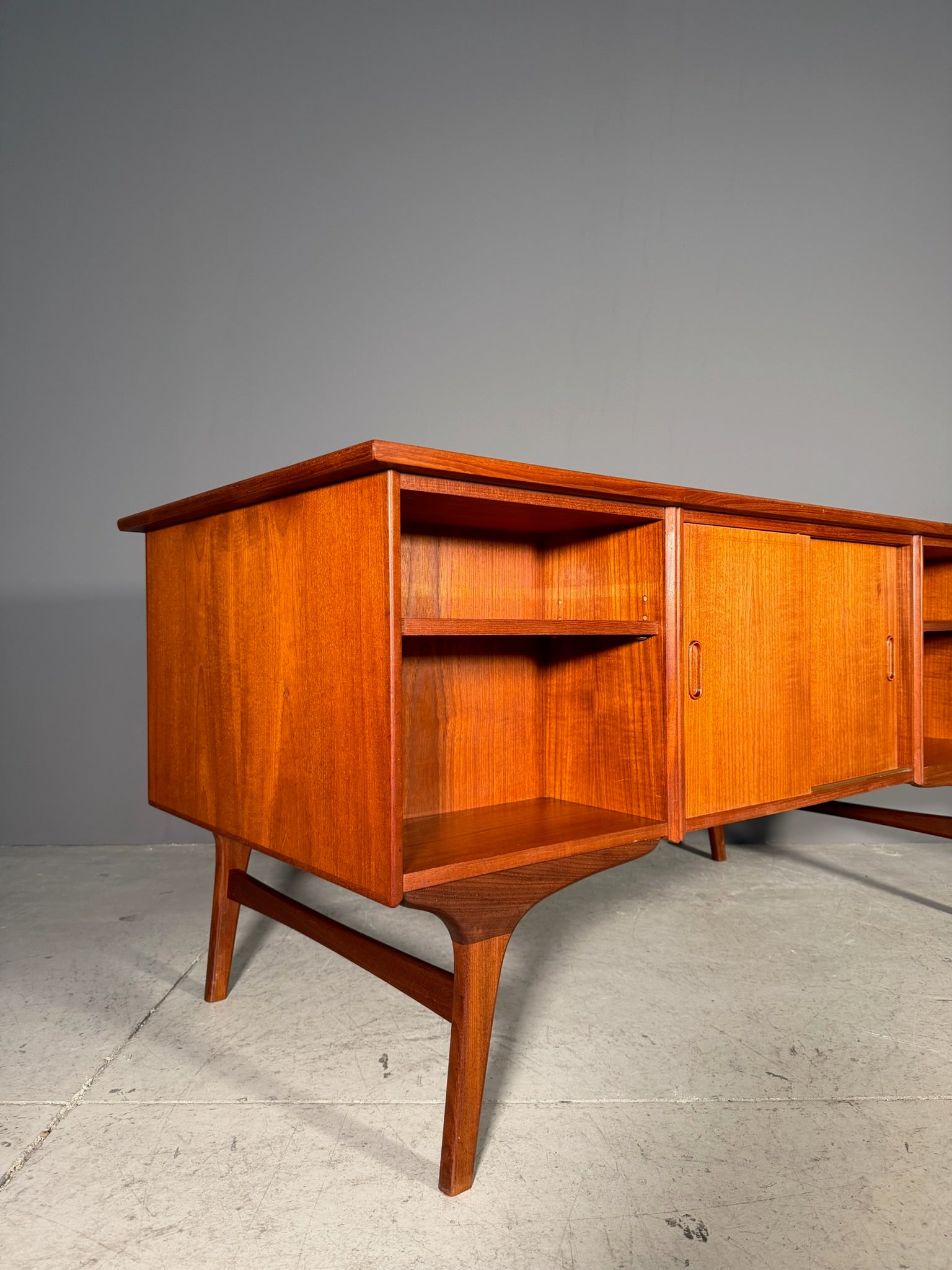 Scrivania danese in teak