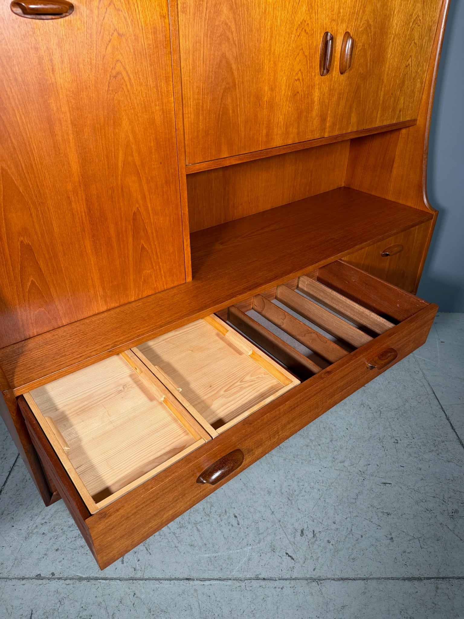 Credenza Anni 60 in teak