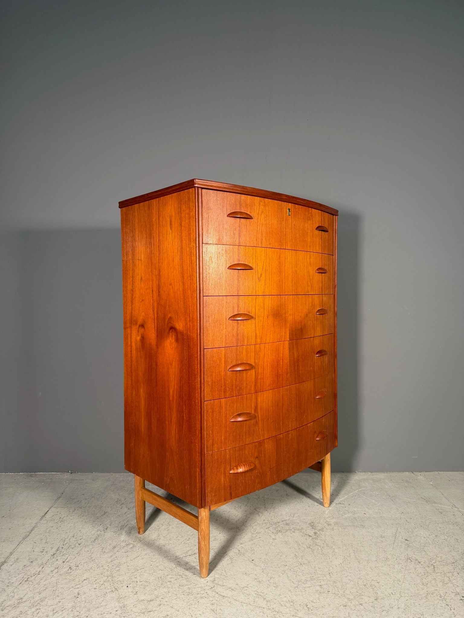 Cassettiera danese in teak