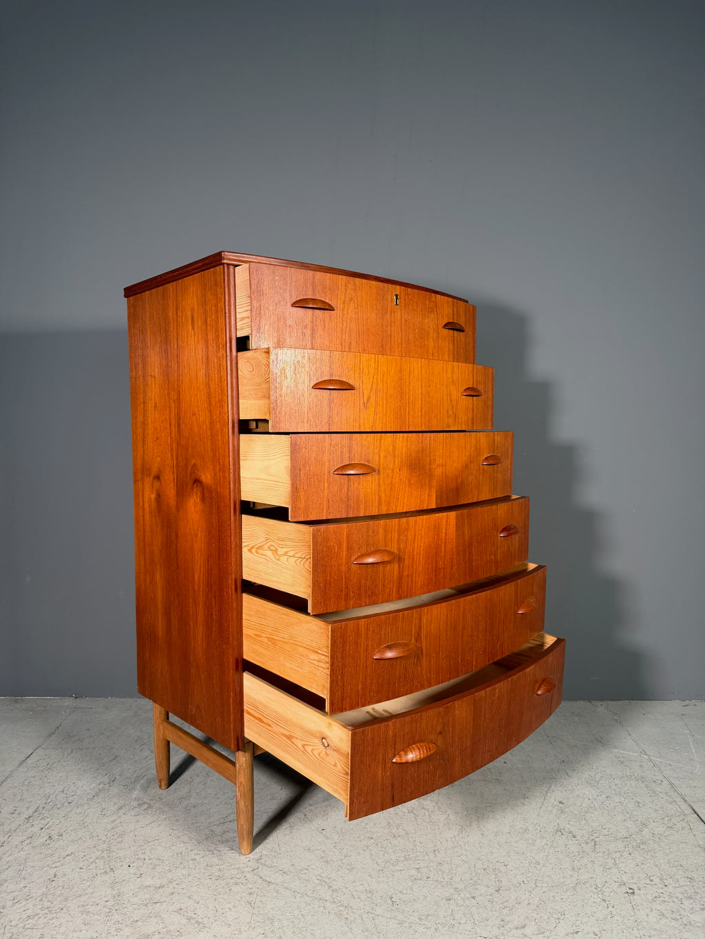 Cassettiera danese in teak