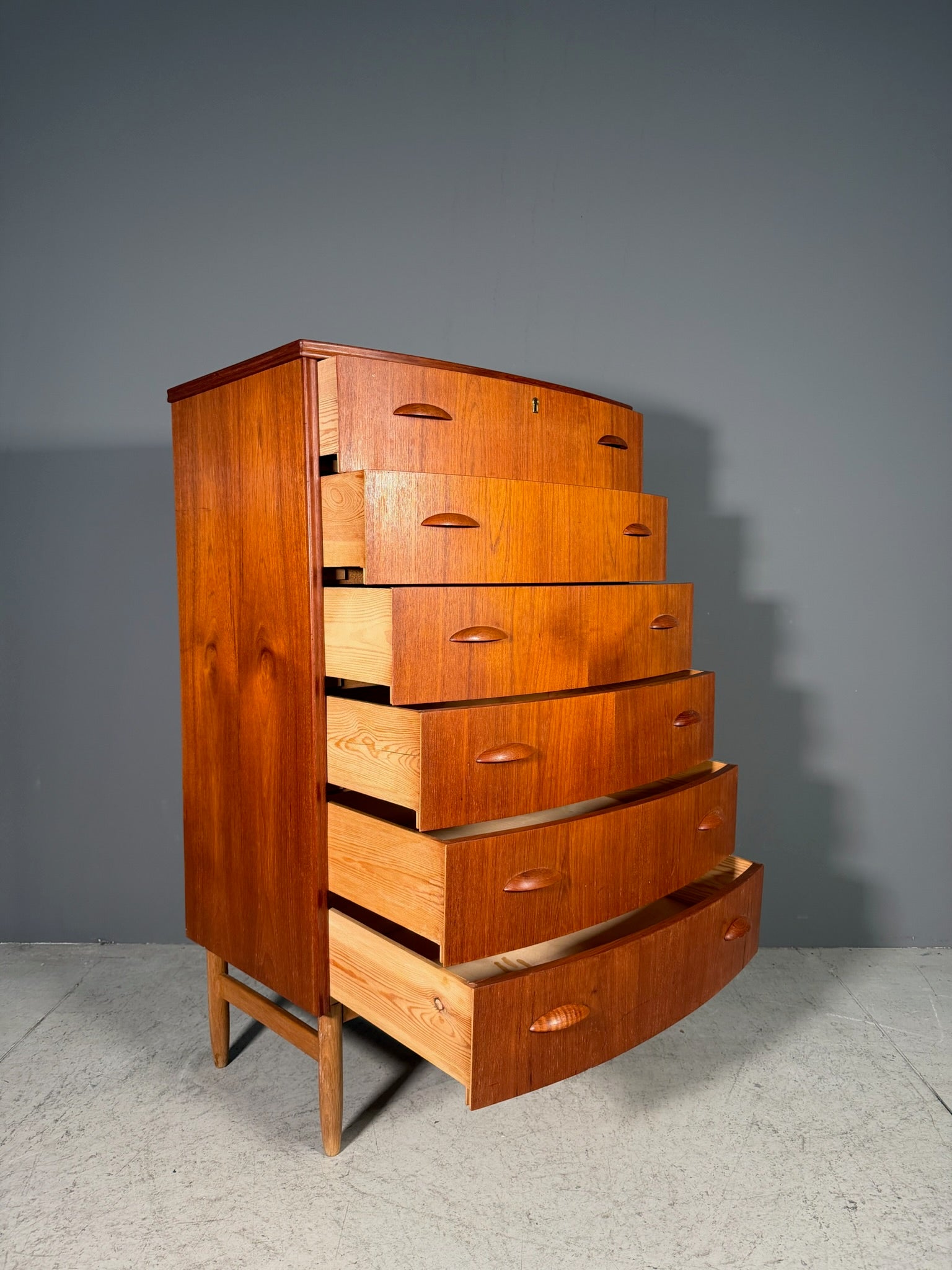 Cassettiera danese in teak