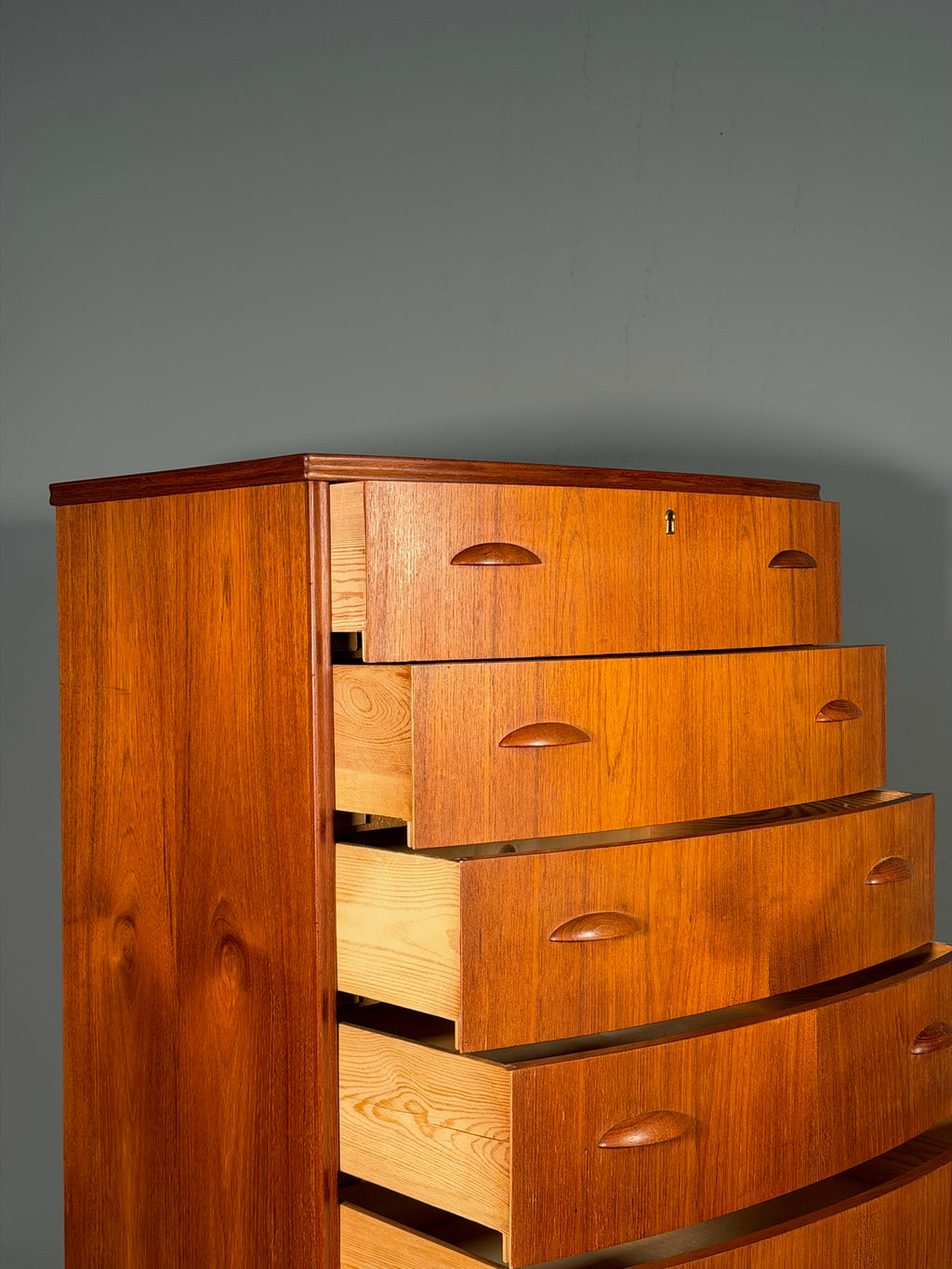 Cassettiera danese in teak
