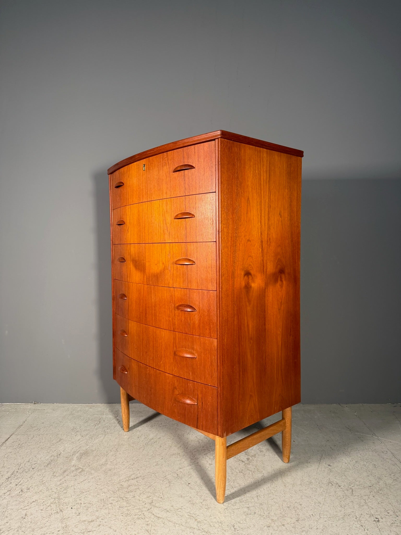 Cassettiera danese in teak
