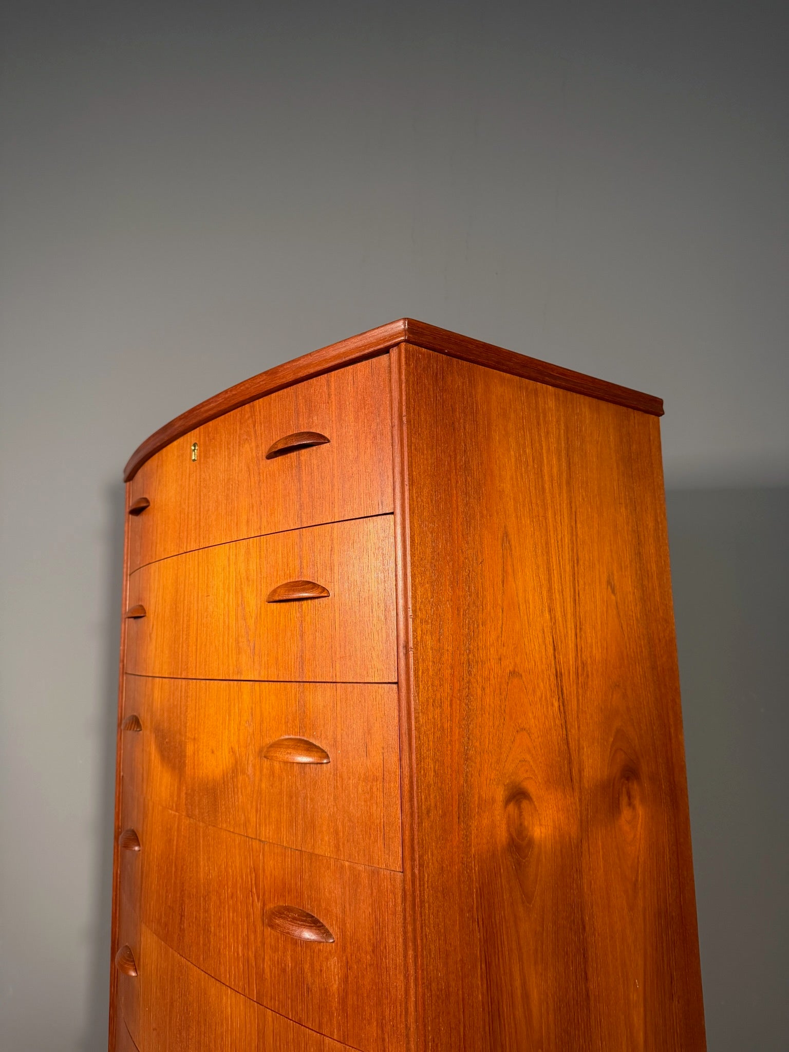 Cassettiera danese in teak
