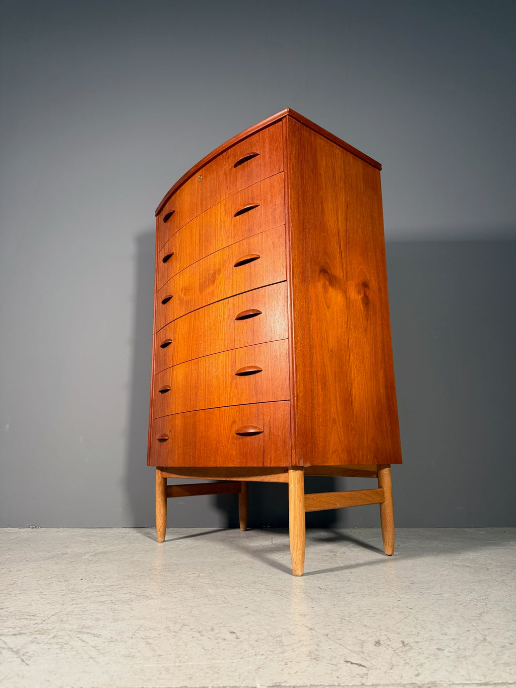 Cassettiera danese in teak
