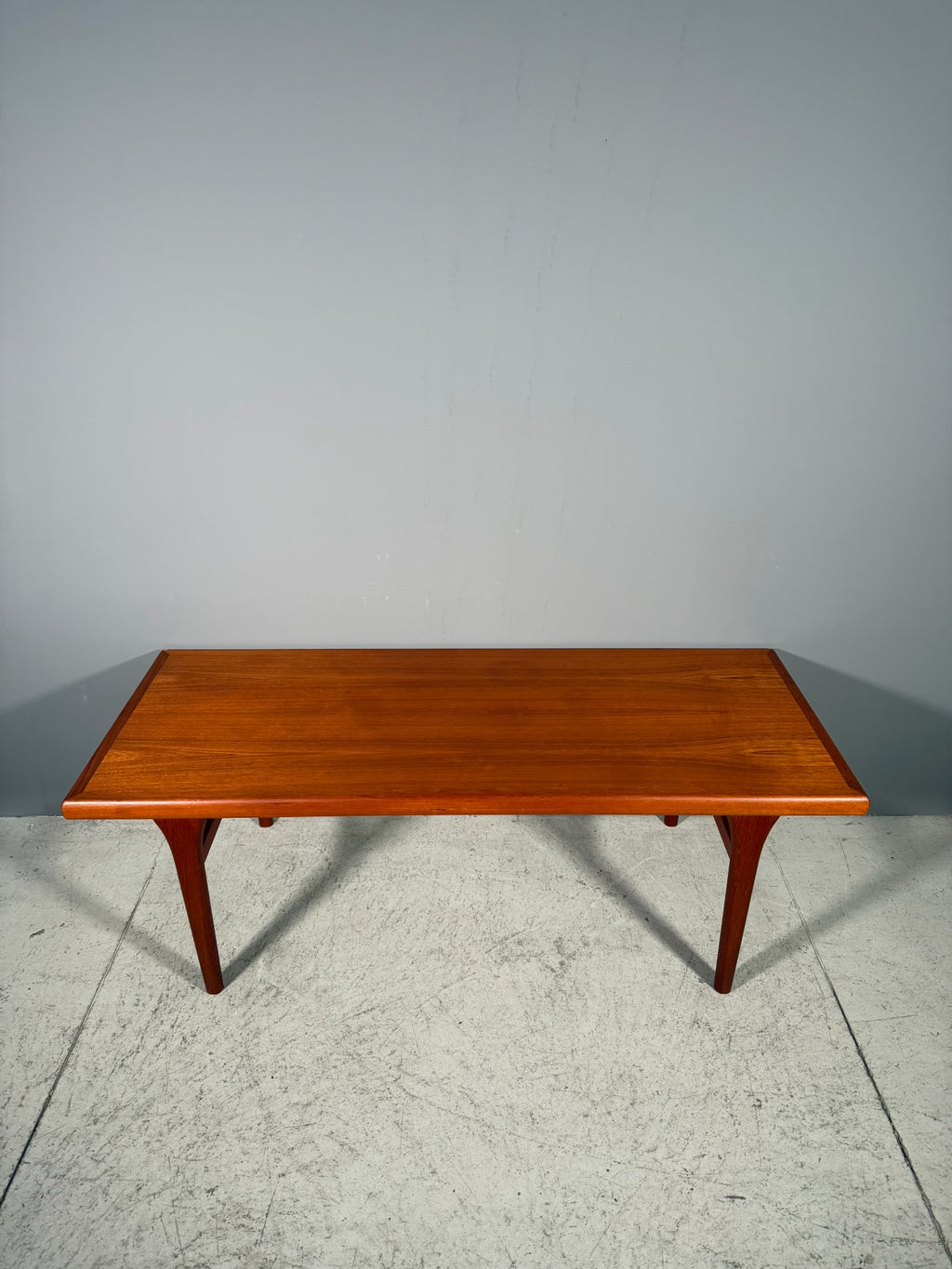 Tavolino danese in teak