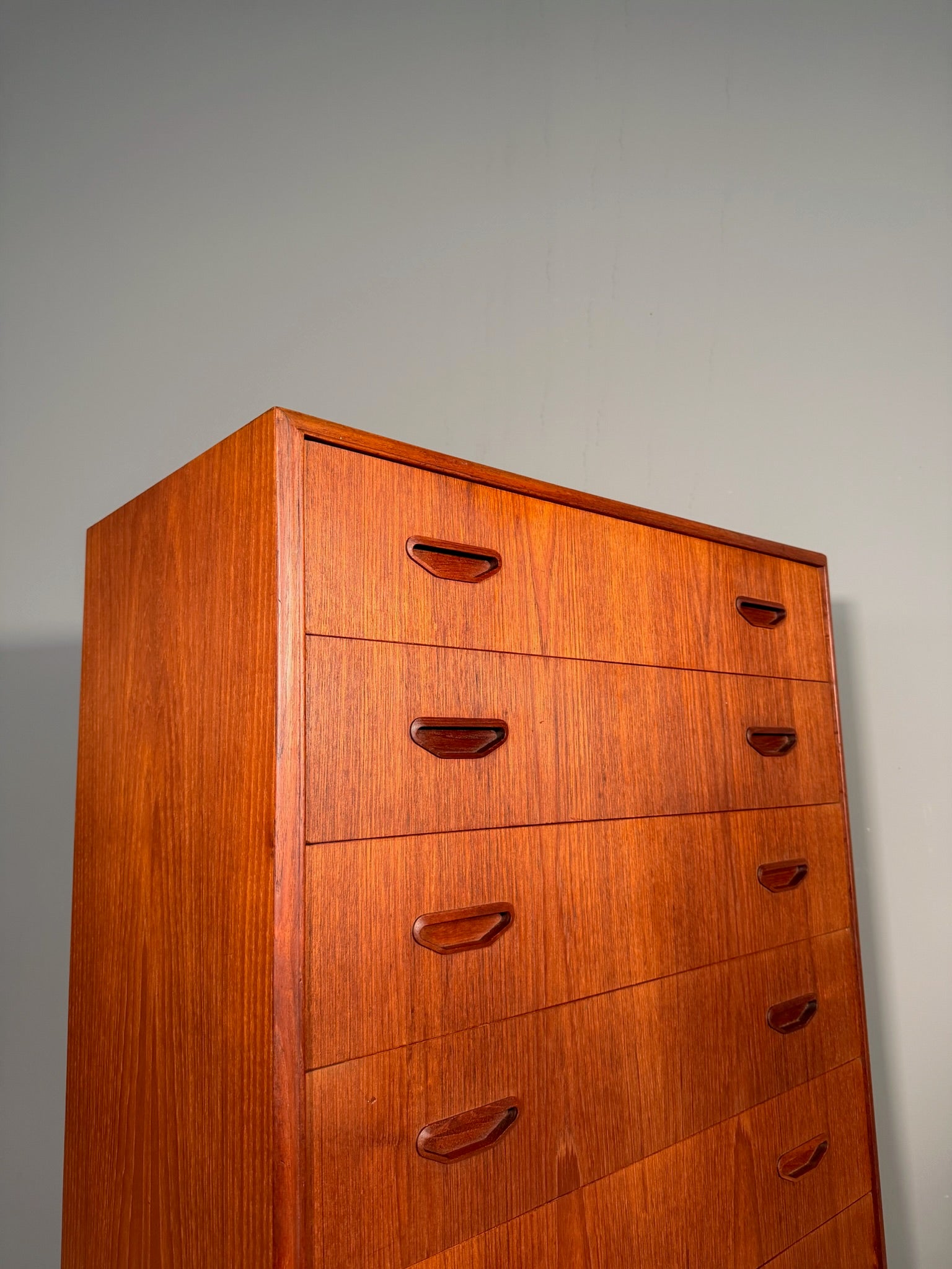 Cassettiera in teak Anni 70