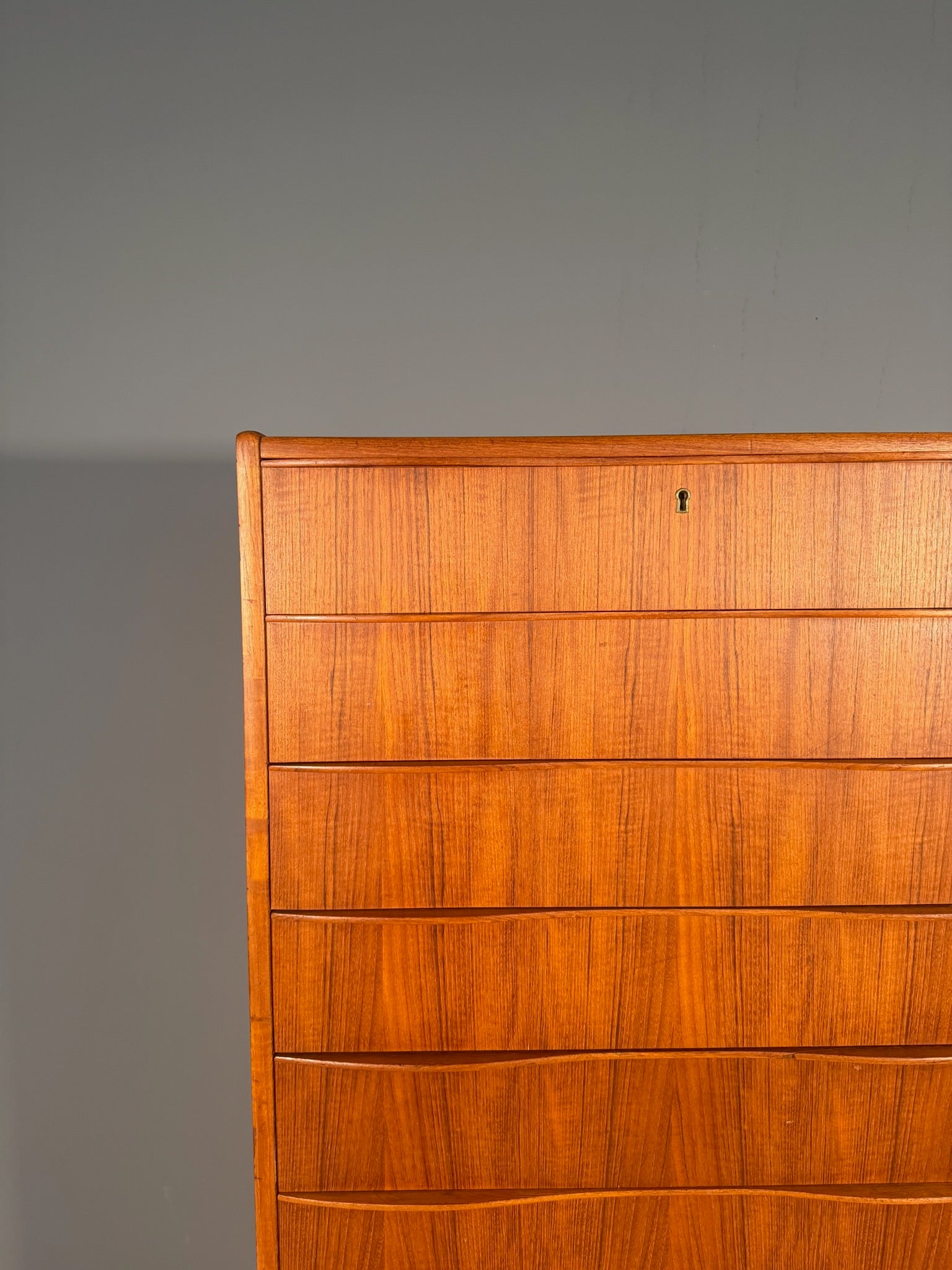 Cassettiera danese in teak