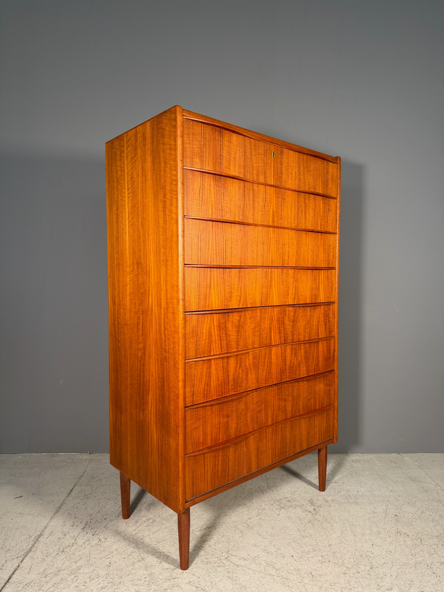 Cassettiera danese in teak