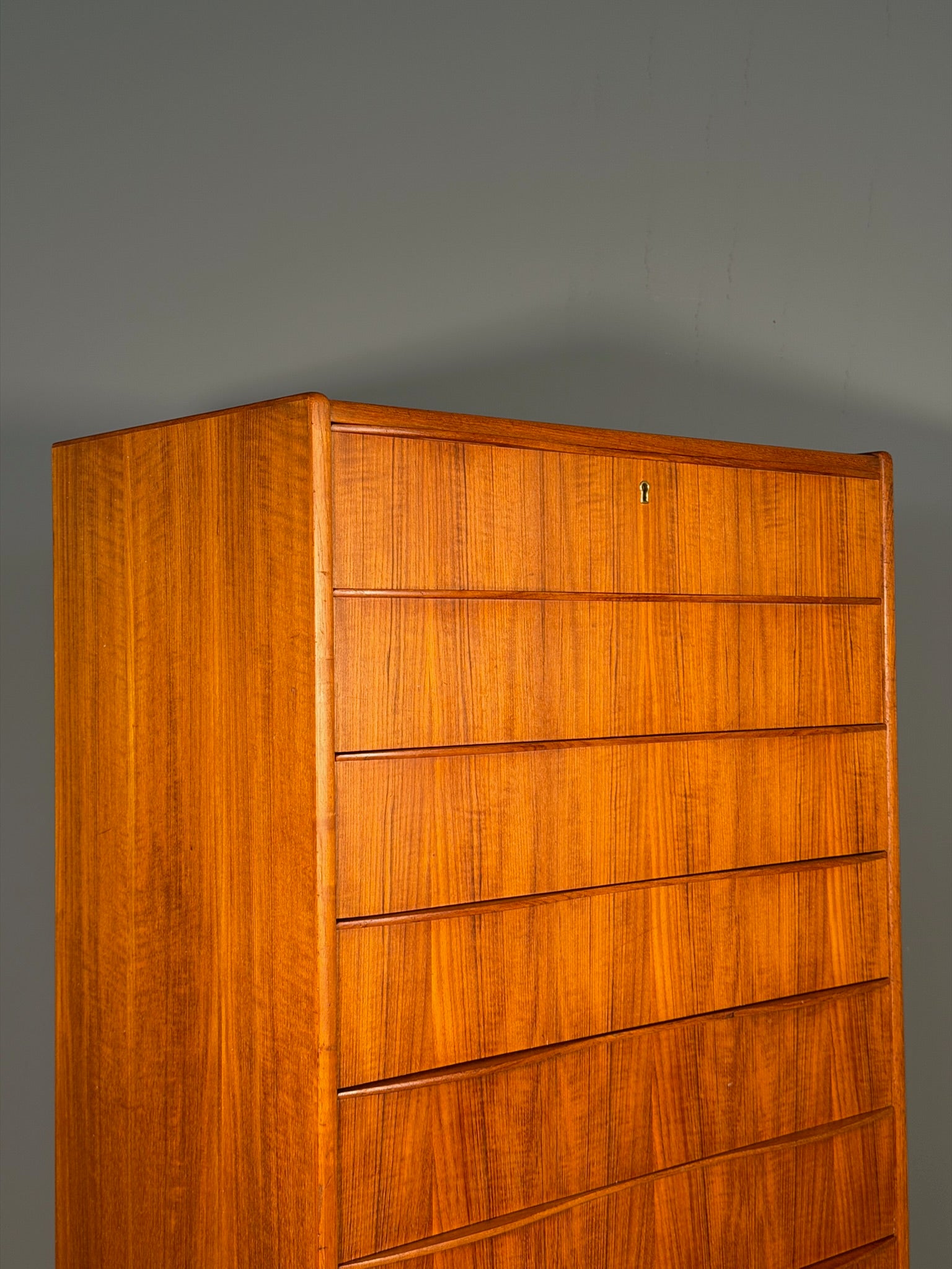 Cassettiera danese in teak