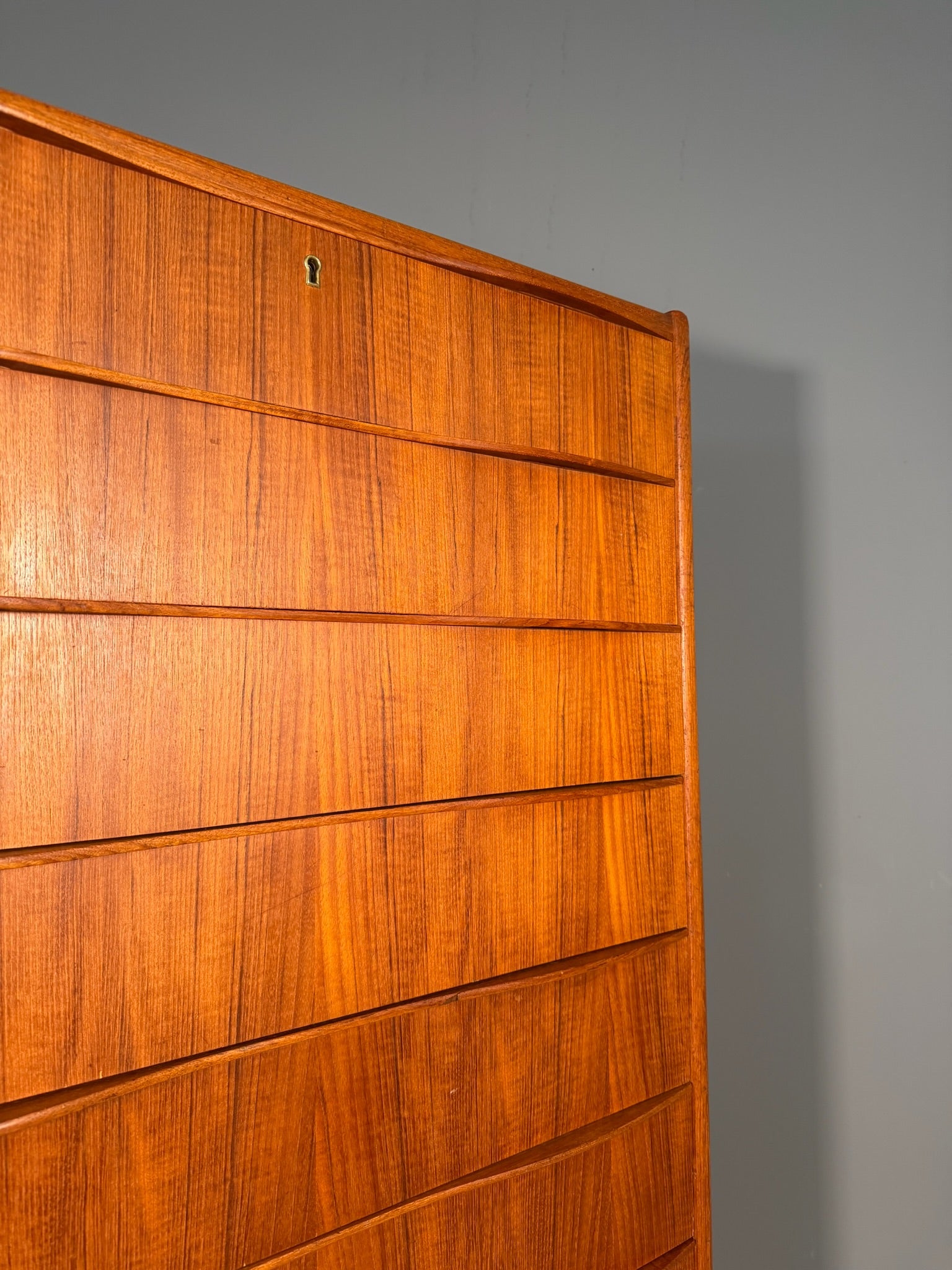 Cassettiera danese in teak
