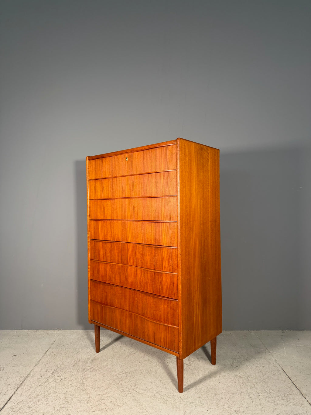 Cassettiera danese in teak