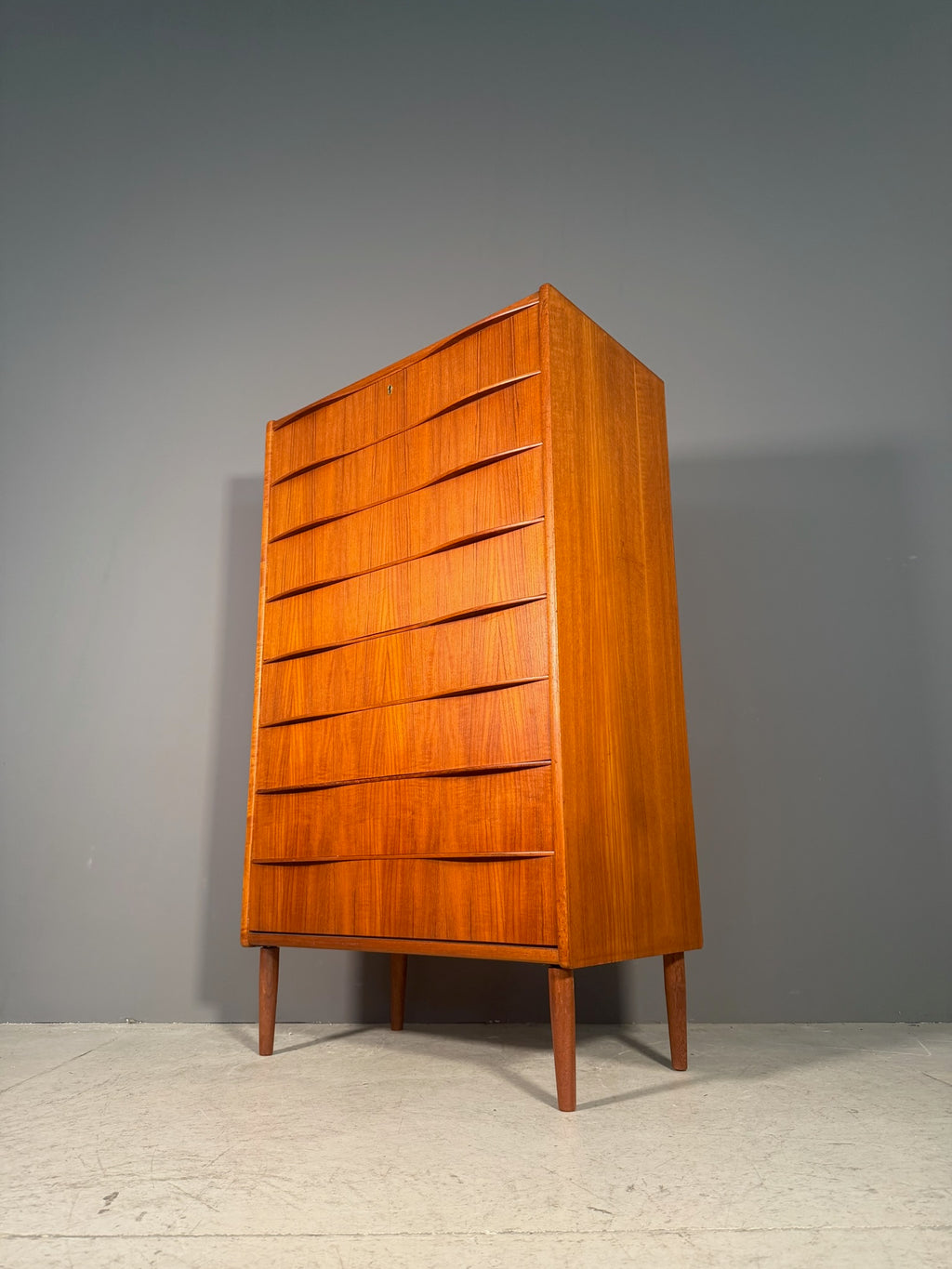 Cassettiera danese in teak
