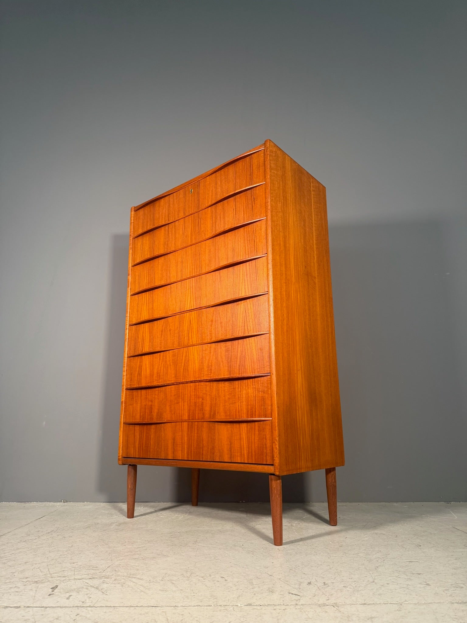 Cassettiera danese in teak