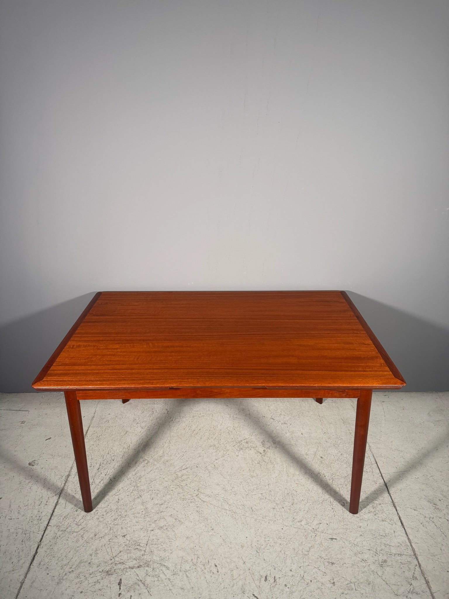Tavolo allungabile in teak