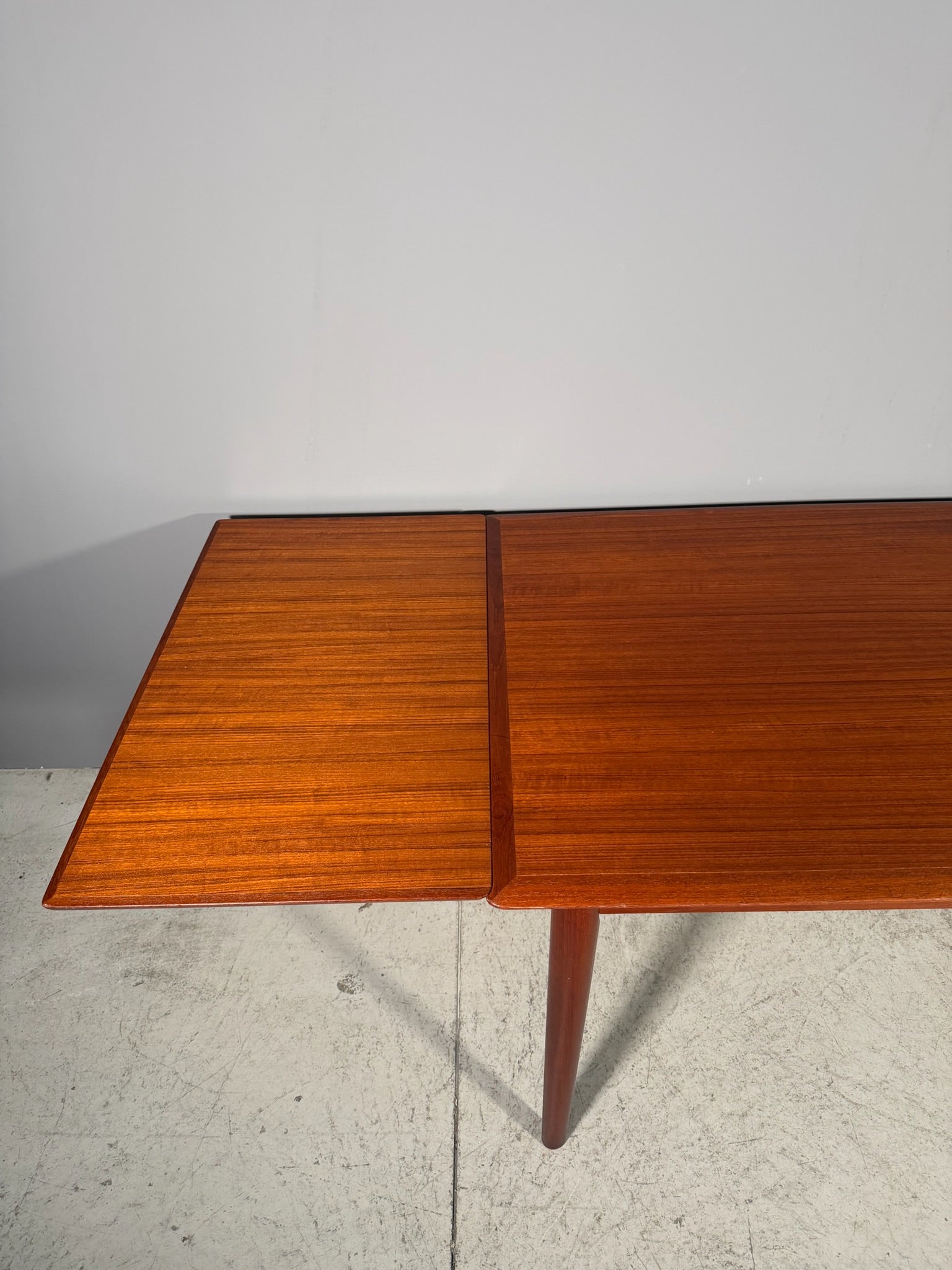 Tavolo allungabile in teak