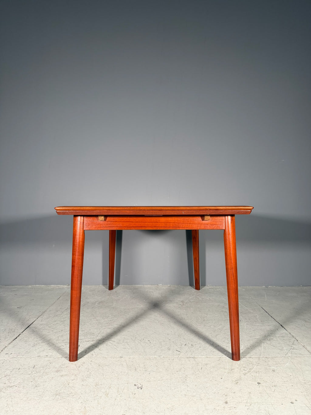 Tavolo allungabile in teak