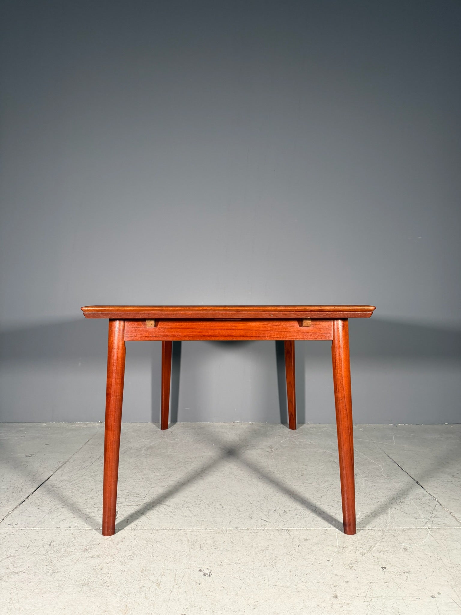Tavolo allungabile in teak