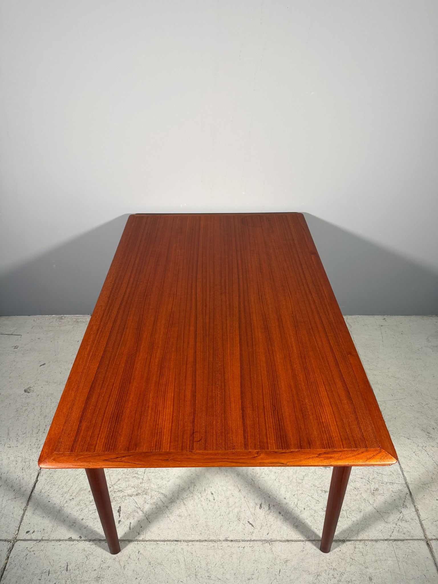 Tavolo allungabile in teak