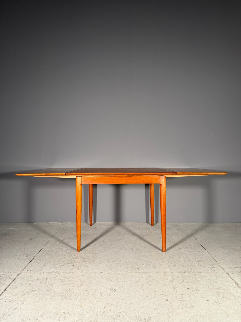 Tavolo quadrato in teak